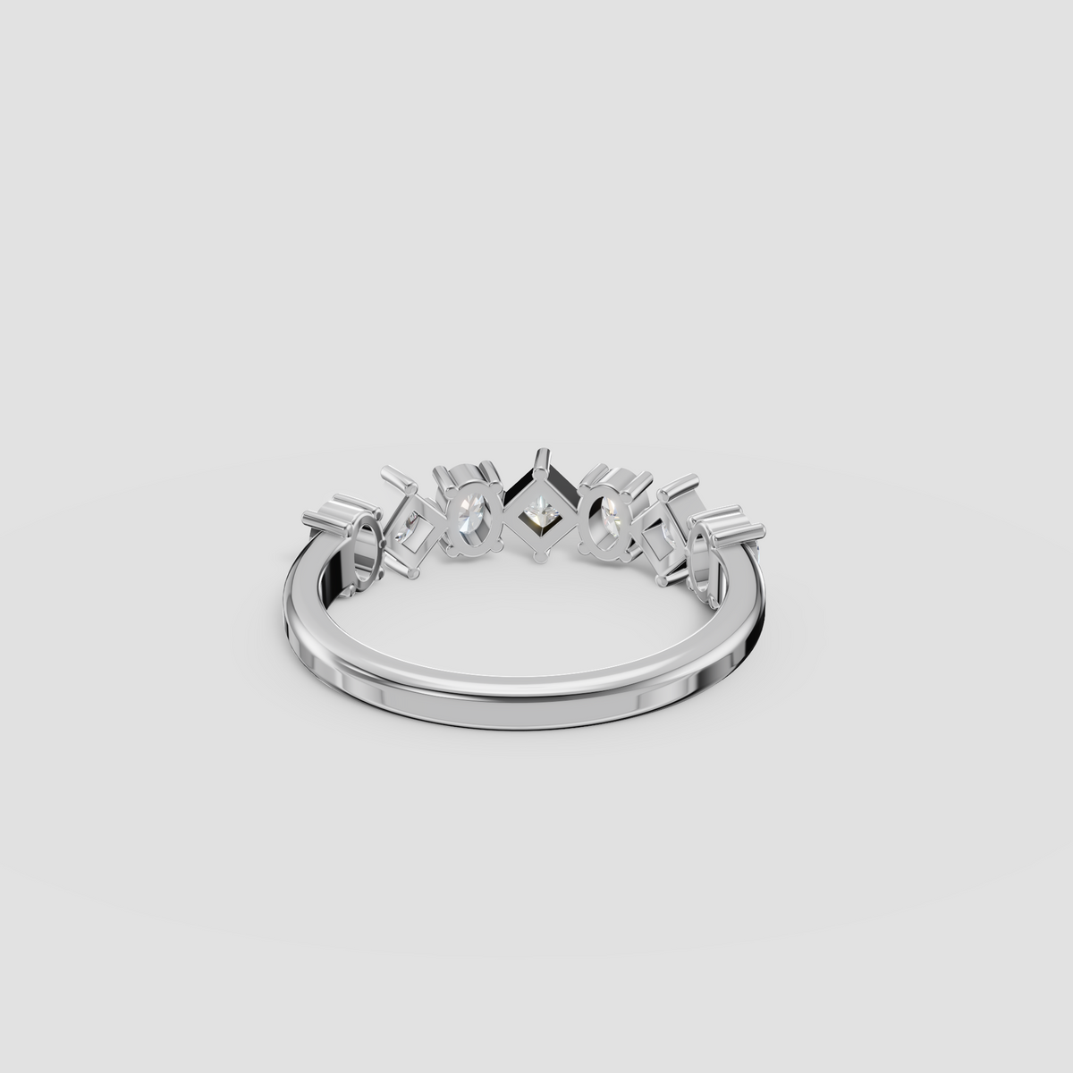 Kira Oval and Princess Cut Diamond Alternating Wedding Band in 14K Gold