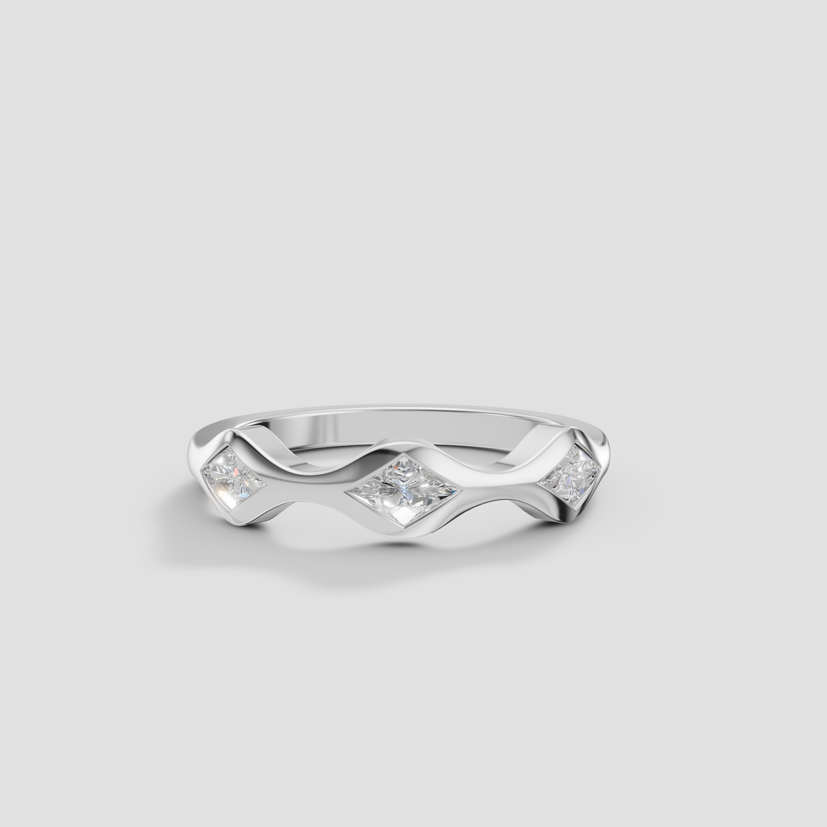 Kite Cut Diamond Wave Band Ring in 14K Yellow Gold